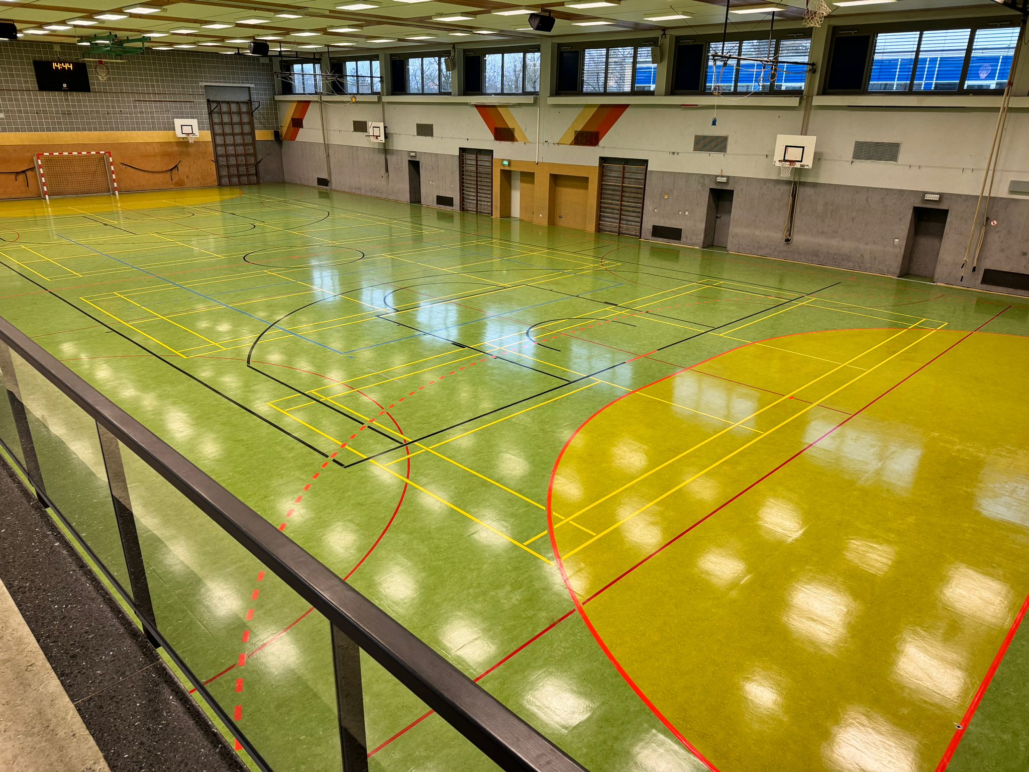 Spezialisierte Bodenreinigung